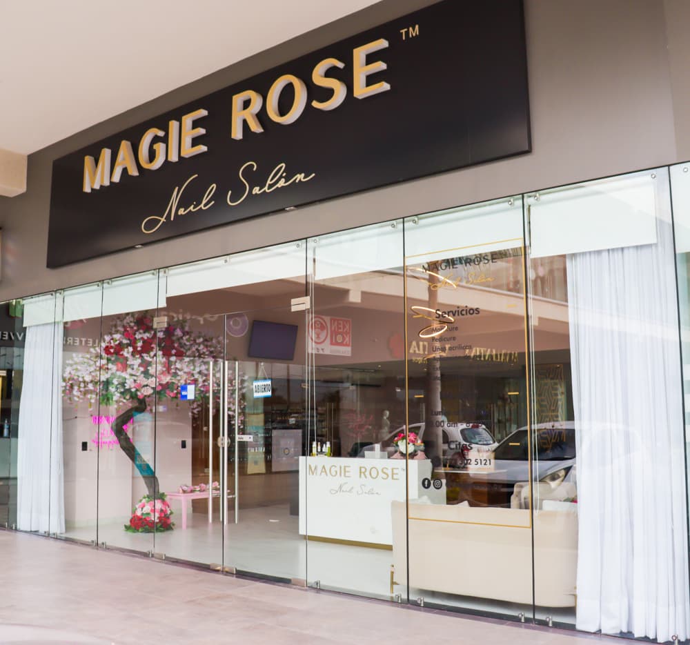 magie rose nail salon en bahia de banderas